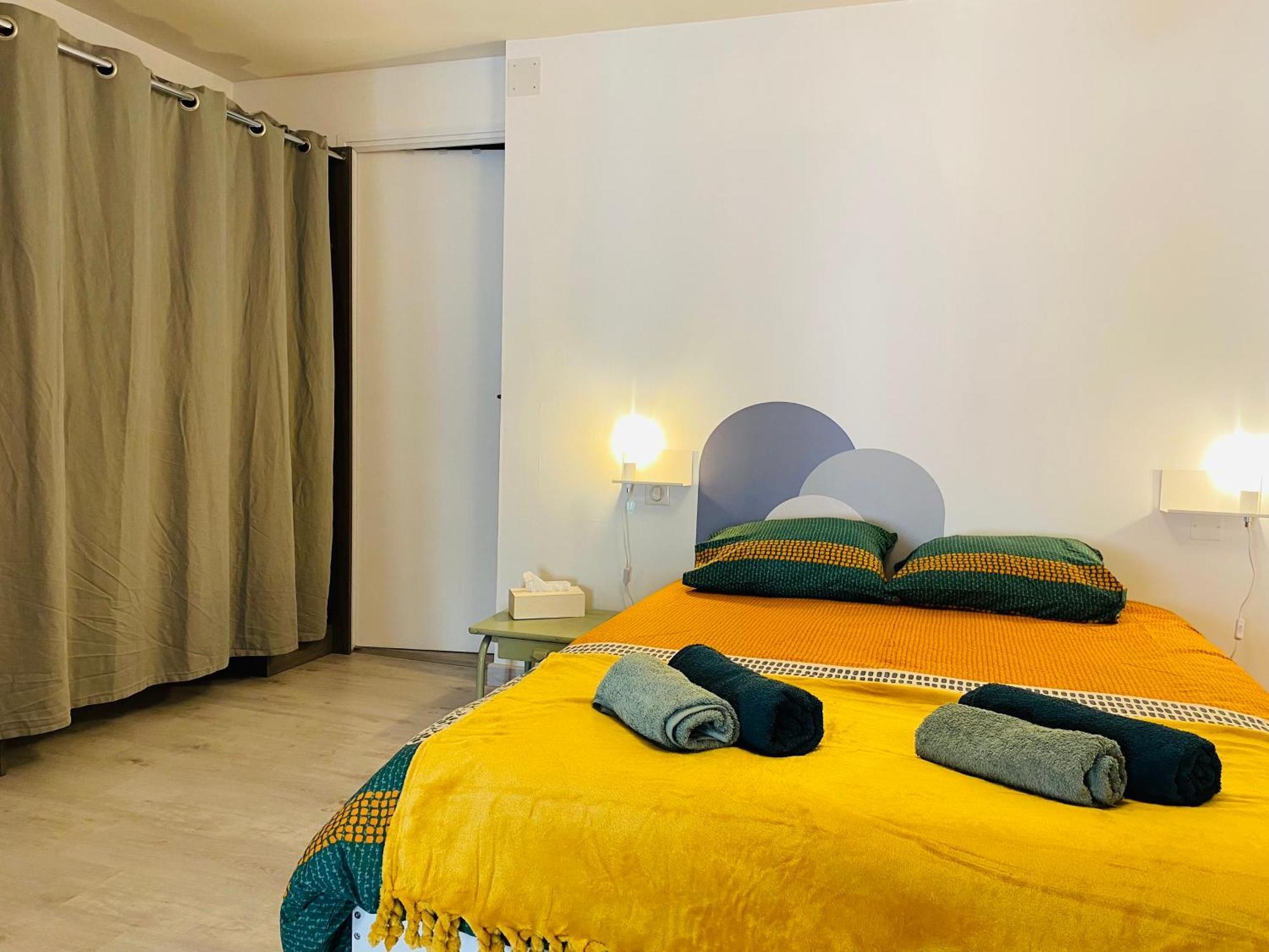 Le Saint Cyrice Apartment Rodez Exterior photo