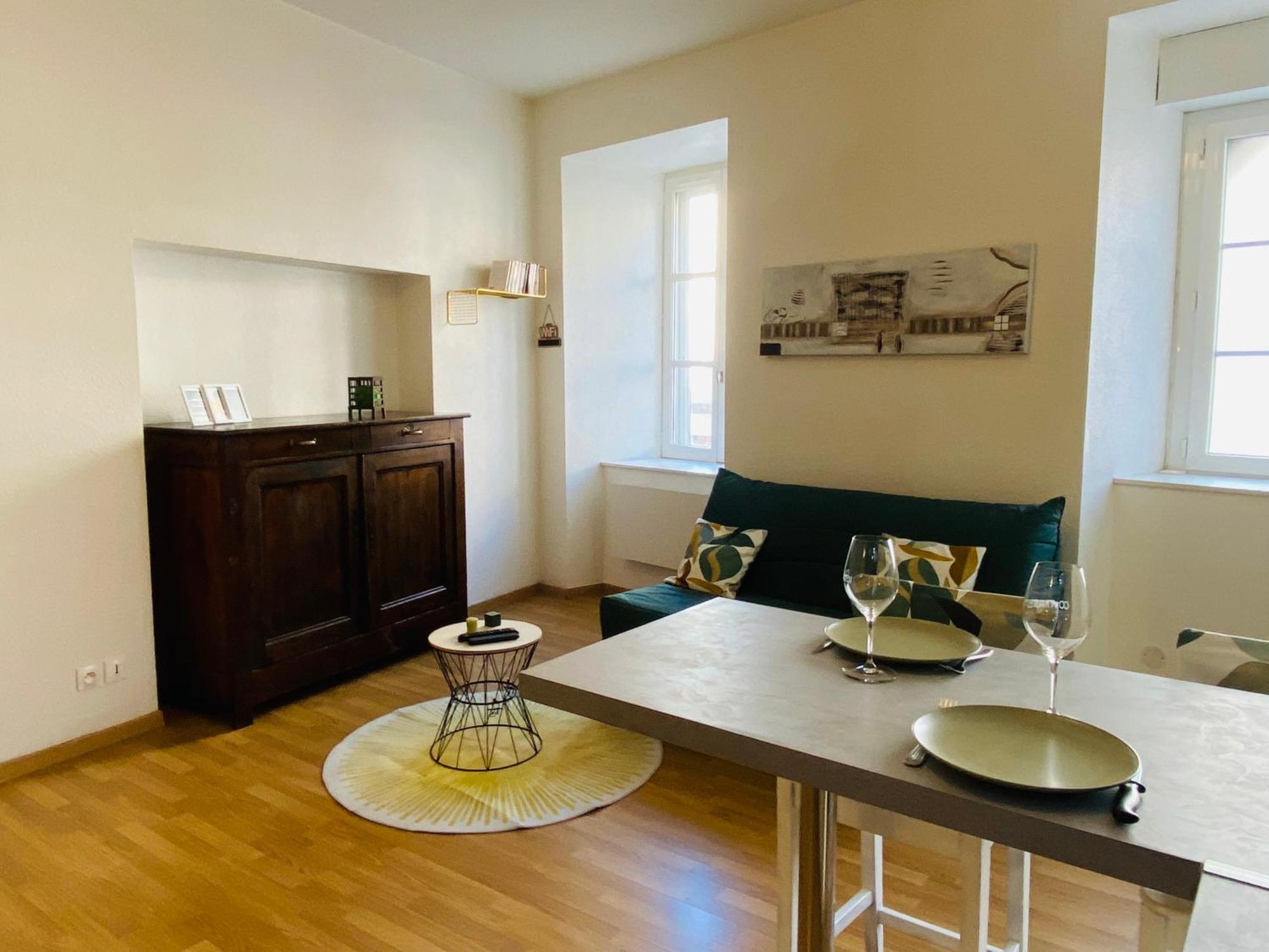 Le Saint Cyrice Apartment Rodez Exterior photo